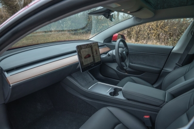 Zo kies je tussen Apple CarPlay en Android Auto